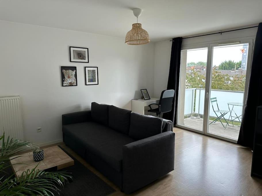 Appartement Proche Chu Avec Balcon Et Parking Lille Exterior foto
